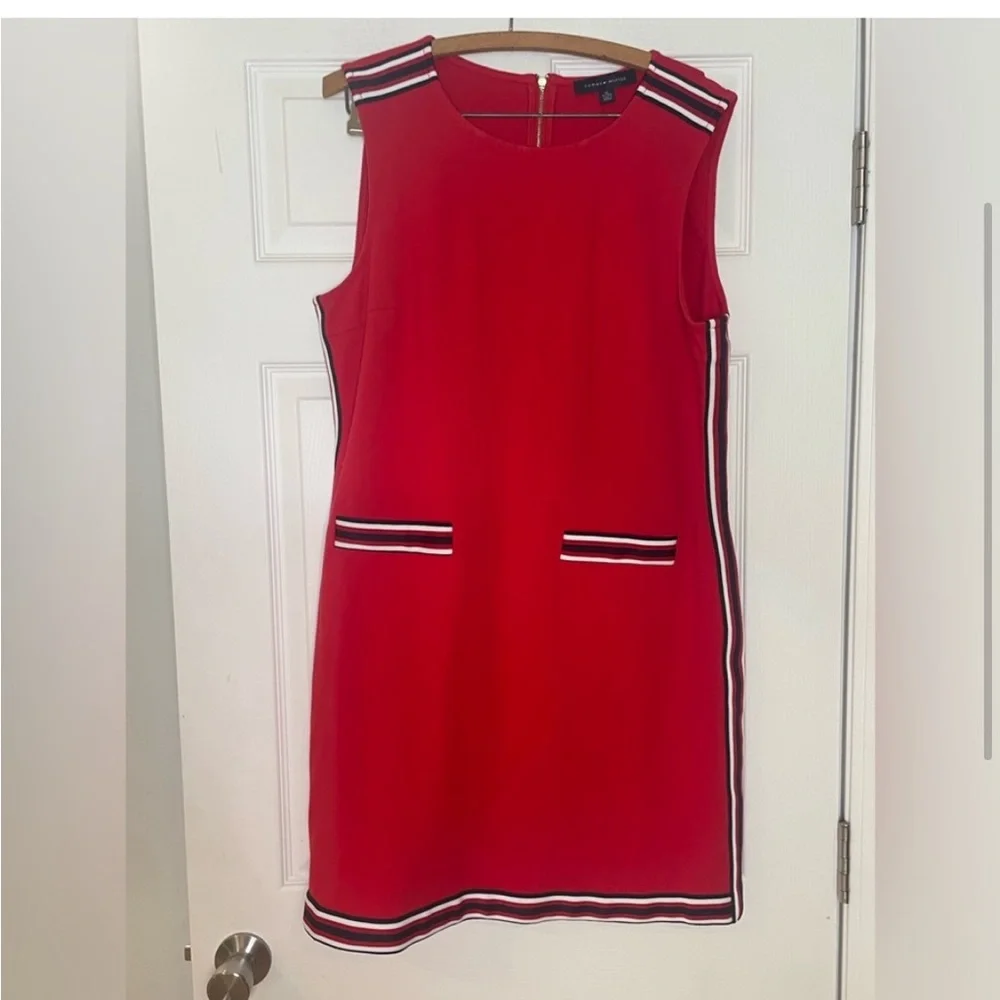 Tommy Hilfiger red,
Striped-Trim, Sleeveless Dress - XL - Picture 4 of 5